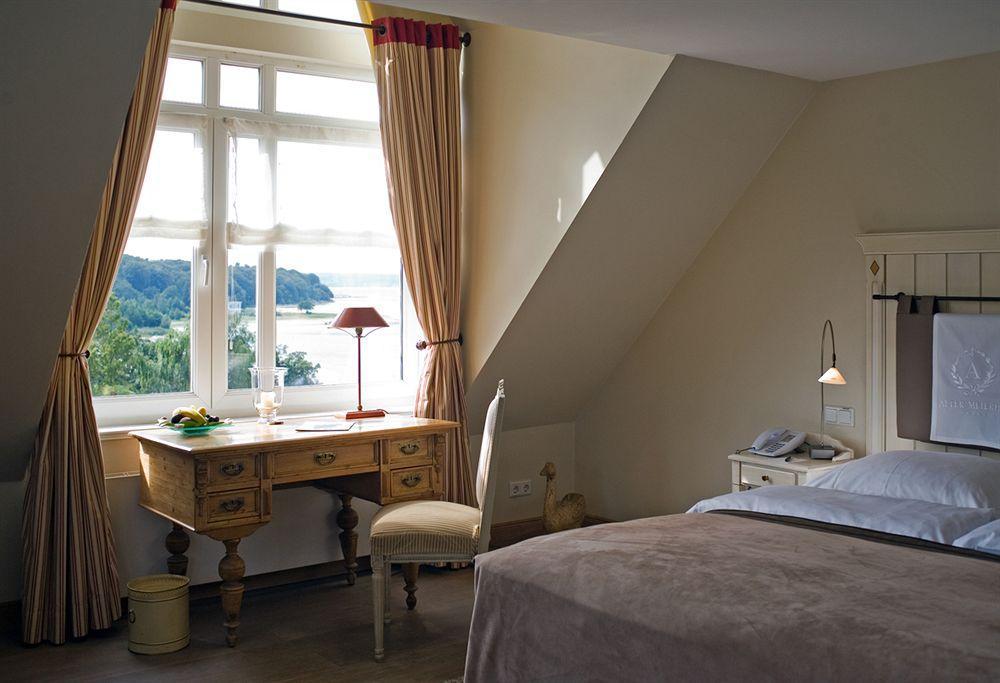 Alter Meierhof Gluecksburg Exterior photo